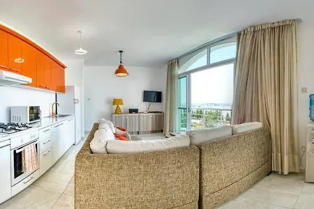 Tatil Evi Joya Cyprus Mandarin Penthouse Lux *